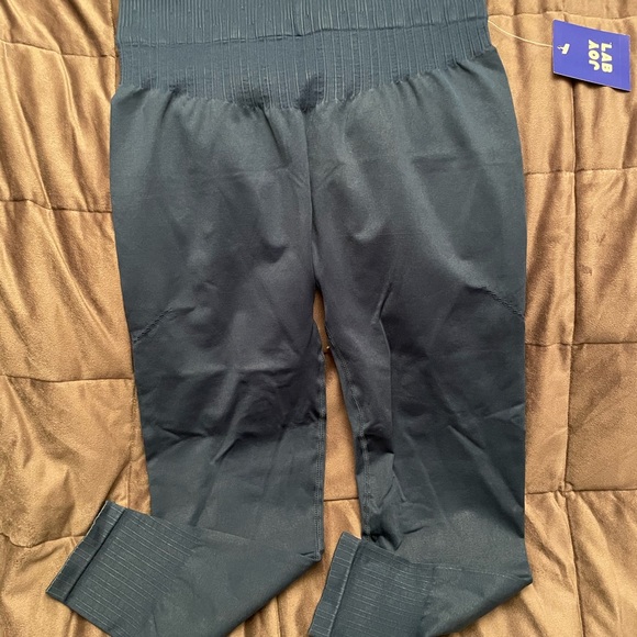 Pants - Women’s activewear pants